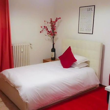 Unique & Beautiful Bedroom In Central Of Florencia Exterior foto