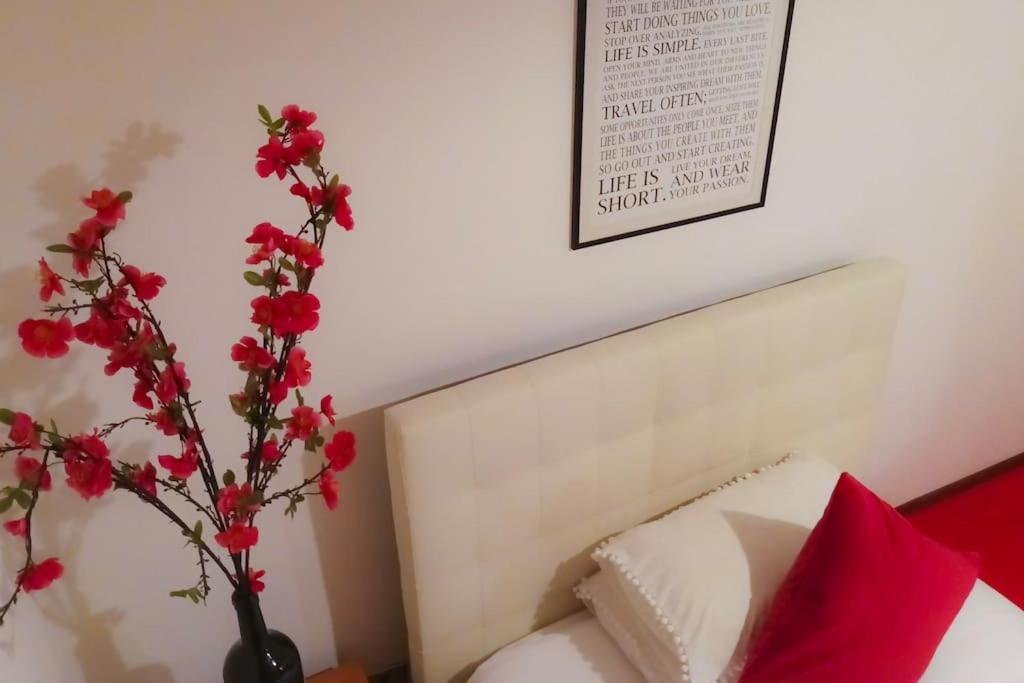 Unique & Beautiful Bedroom In Central Of Florencia Exterior foto